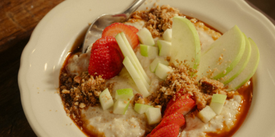 Breakfast Oat Porridge at OPPEN